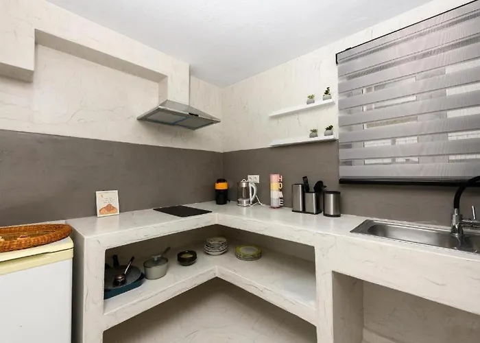 Kivo Thasos Принос